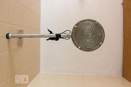 Casa para alugar com 281m², 3 quartos e 4 vagasBanheiro da Piscina