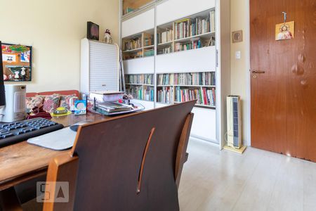 Casa para alugar com 281m², 3 quartos e 4 vagasQuarto 1