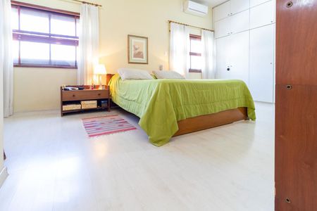 Casa para alugar com 281m², 3 quartos e 4 vagasSuíte 1