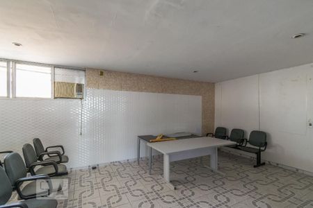 Apartamento à venda com 70m², 2 quartos e 1 vagaÁrea comum - Sala de reuniões