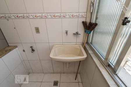 Apartamento à venda com 70m², 2 quartos e 1 vagaÁrea de Serviço