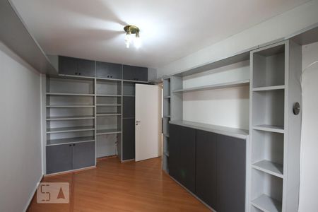 Quarto 1 de apartamento para alugar com 2 quartos, 42m² em Vila Dom Pedro I, São Paulo