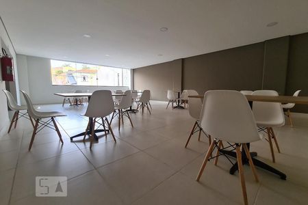 Apartamento para alugar com 48m², 2 quartos e 1 vaga Apartamento para alugar com 48m², 2 quartos e 1 vagaÁrea comum - Salão de Festas