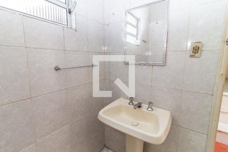 Casa para alugar com 200m², 2 quartos e 6 vagas Casa para alugar com 200m², 2 quartos e 6 vagasBanheiro