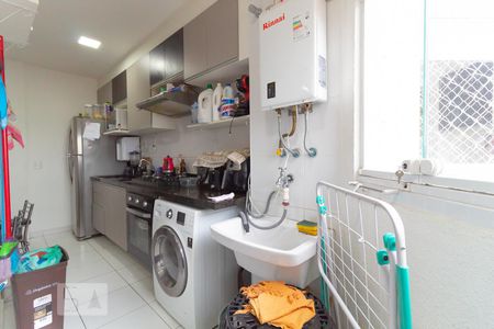 Apartamento à venda com 54m², 2 quartos e 1 vaga Apartamento à venda com 54m², 2 quartos e 1 vagaCozinha e Área de Serviço