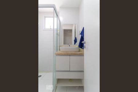 Apartamento à venda com 54m², 2 quartos e 1 vaga Apartamento à venda com 54m², 2 quartos e 1 vagaBanheiro 2