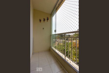 Varanda da Sala de apartamento para alugar com 2 quartos, 54m² em Jardim Caiapiá, Cotia