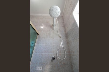 Casa à venda com 100m², 3 quartos e 1 vagaBanheiro