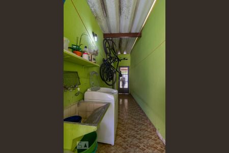 Casa à venda com 100m², 3 quartos e 1 vagaÁrea de Serviço