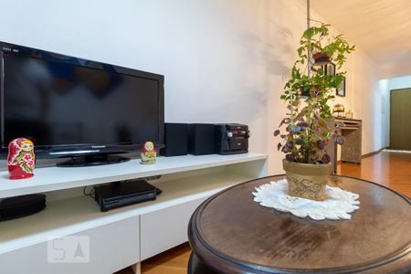 Sala de apartamento para alugar com 3 quartos, 72m² em Parque Imperial, São Paulo