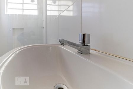 Apartamento à venda com 55m², 1 quarto e sem vagaBanheiro - Pia