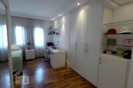 Apartamento à venda com 208m², 4 quartos e 4 vagasQuarto 1 - suite