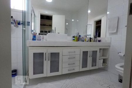 Apartamento à venda com 208m², 4 quartos e 4 vagasQuarto 3 -  suite