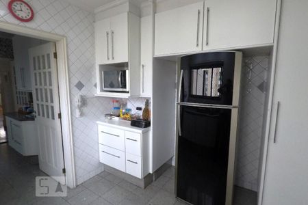 Apartamento à venda com 208m², 4 quartos e 4 vagasCozinha