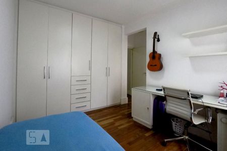 Apartamento à venda com 208m², 4 quartos e 4 vagasQuarto 2 - suite