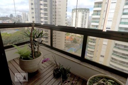 Apartamento à venda com 208m², 4 quartos e 4 vagasSacada