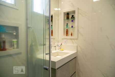 Apartamento para alugar com 108m², 3 quartos e 2 vagas Apartamento para alugar com 108m², 3 quartos e 2 vagasBanheiro suíte