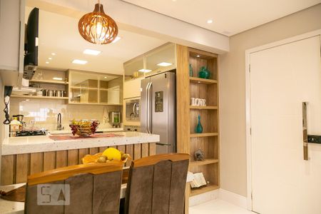 Apartamento para alugar com 108m², 3 quartos e 2 vagas Apartamento para alugar com 108m², 3 quartos e 2 vagasCozinha