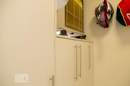 Apartamento para alugar com 108m², 3 quartos e 2 vagas Apartamento para alugar com 108m², 3 quartos e 2 vagasLavanderia