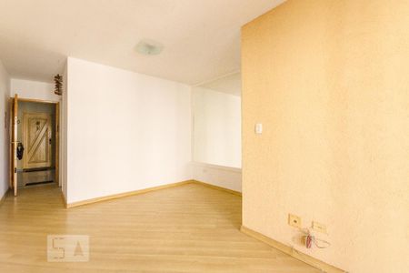 Sala de apartamento para alugar com 3 quartos, 70m² em Vila Guilherme, São Paulo