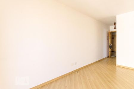 Sala de apartamento para alugar com 3 quartos, 70m² em Vila Guilherme, São Paulo
