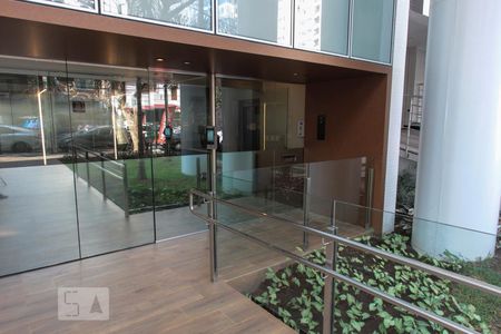 Studio para alugar com 42m², 1 quarto e 1 vaga Studio para alugar com 42m², 1 quarto e 1 vagaEntrada do hall