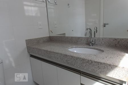 Studio para alugar com 42m², 1 quarto e 1 vaga Studio para alugar com 42m², 1 quarto e 1 vagaBanheiro