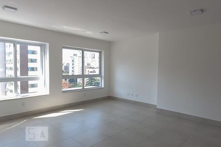 Sala/Quarto de kitnet/studio para alugar com 1 quarto, 42m² em Lourdes, Belo Horizonte