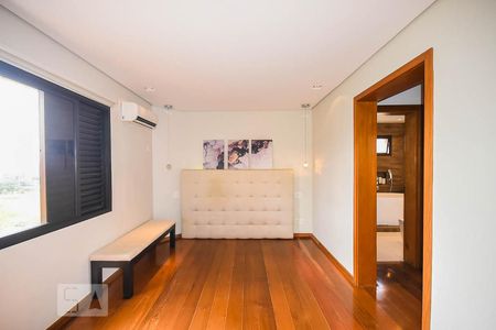 Apartamento à venda com 487m², 3 quartos e 4 vagasSuíte 3