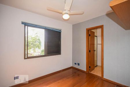 Apartamento à venda com 487m², 3 quartos e 4 vagasSuíte 2