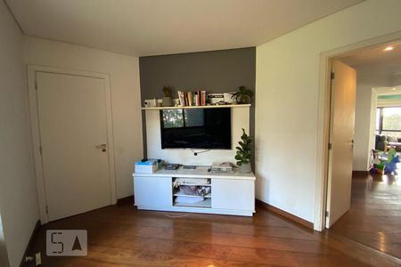Apartamento à venda com 300m², 4 quartos e 4 vagasSala de TV