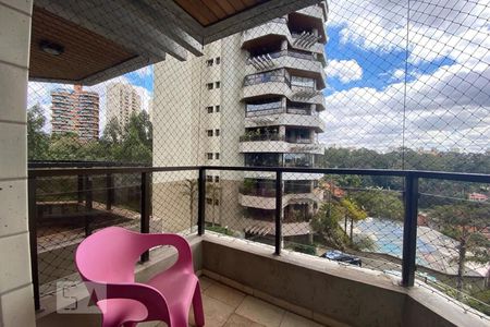 Apartamento à venda com 300m², 4 quartos e 4 vagasSuíte 3 - Sacada