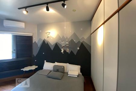 Apartamento à venda com 300m², 4 quartos e 4 vagasSuíte 4