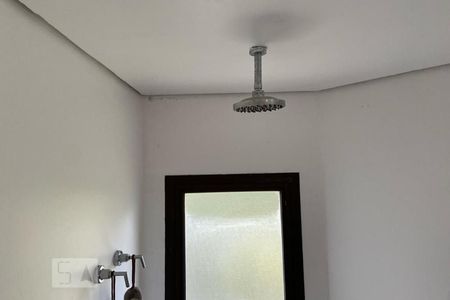 Apartamento à venda com 300m², 4 quartos e 4 vagasChuveiro