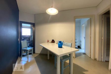 Apartamento à venda com 300m², 4 quartos e 4 vagasCopa