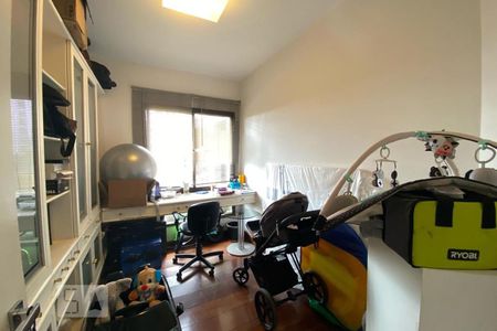 Apartamento à venda com 300m², 4 quartos e 4 vagasEscritório