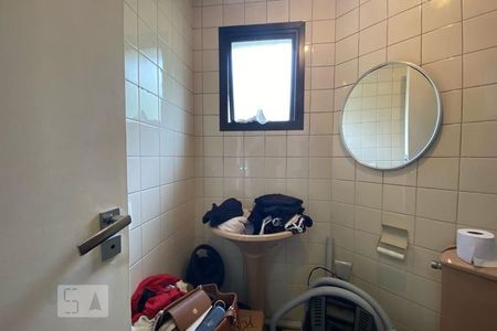 Apartamento à venda com 300m², 4 quartos e 4 vagasBanheiro de Serviço