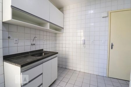 Apartamento para alugar com 65m², 3 quartos e 1 vaga Apartamento para alugar com 65m², 3 quartos e 1 vagaCozinha