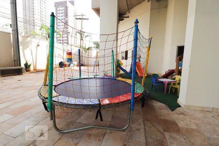 Apartamento para alugar com 65m², 3 quartos e 1 vaga Apartamento para alugar com 65m², 3 quartos e 1 vagaPlayground