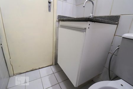 Apartamento para alugar com 65m², 3 quartos e 1 vaga Apartamento para alugar com 65m², 3 quartos e 1 vagaBanheiro