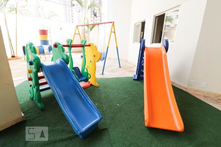Apartamento para alugar com 65m², 3 quartos e 1 vaga Apartamento para alugar com 65m², 3 quartos e 1 vagaPlayground