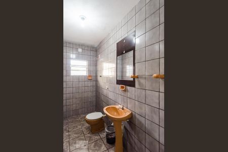 Banheiro 1 de casa à venda com 3 quartos, 120m² em Conceição, Diadema