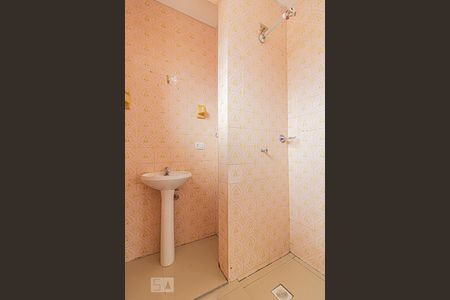 Apartamento para alugar com 73m², 2 quartos e sem vagaBanheiro