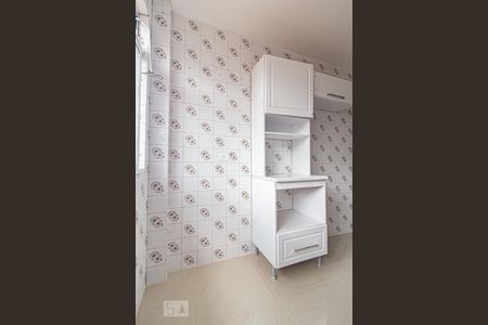 Apartamento para alugar com 73m², 2 quartos e sem vagaÁrea de Serviço