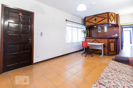 Sala de casa à venda com 3 quartos, 179m² em Jardim Santa Helena, São Paulo