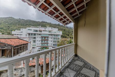 Casa à venda com 456m², 4 quartos e 2 vagasVaranda