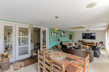 Sala de casa à venda com 4 quartos, 456m² em São Francisco, Niterói