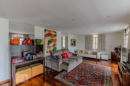 Sala de casa à venda com 4 quartos, 456m² em São Francisco, Niterói