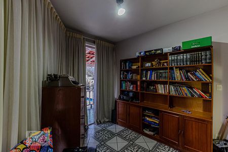 Casa à venda com 456m², 4 quartos e 2 vagasQuarto