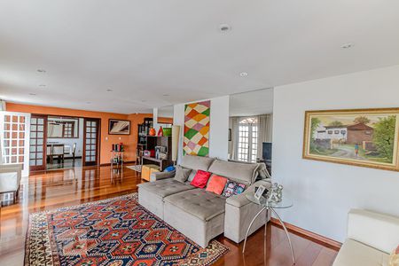Sala de casa à venda com 4 quartos, 456m² em São Francisco, Niterói